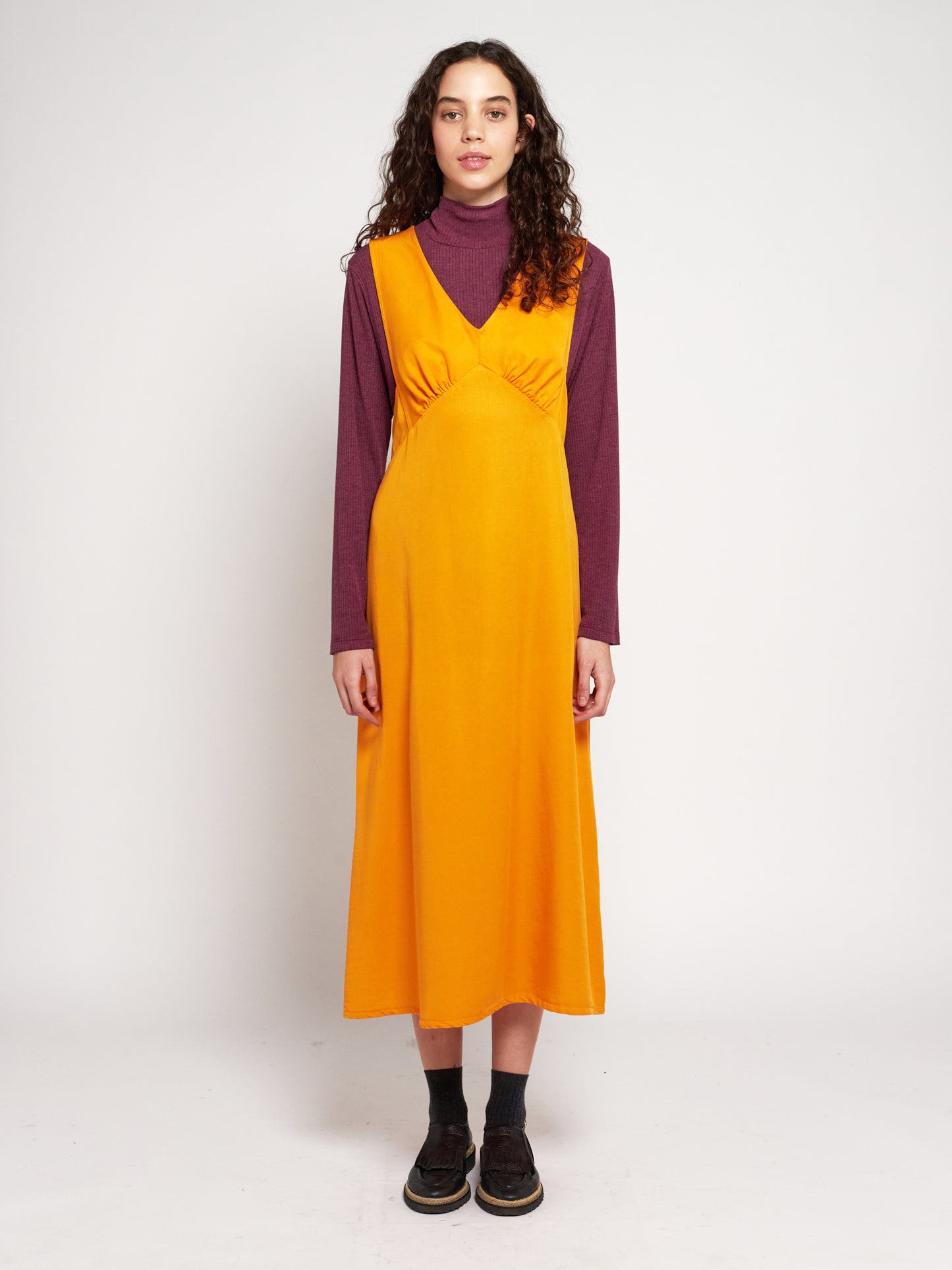 ORANGE DRESS