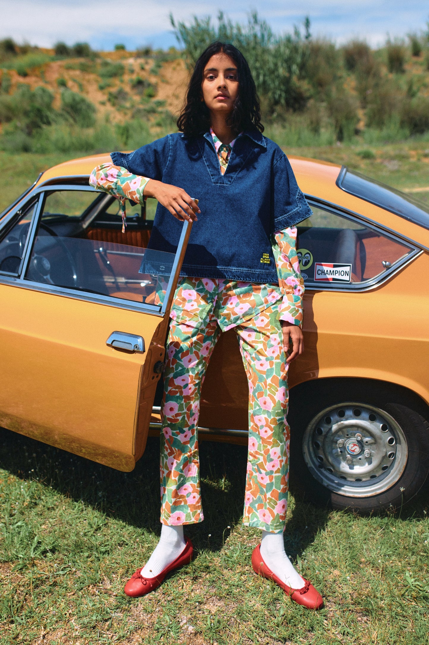 FLORAL JEANS
