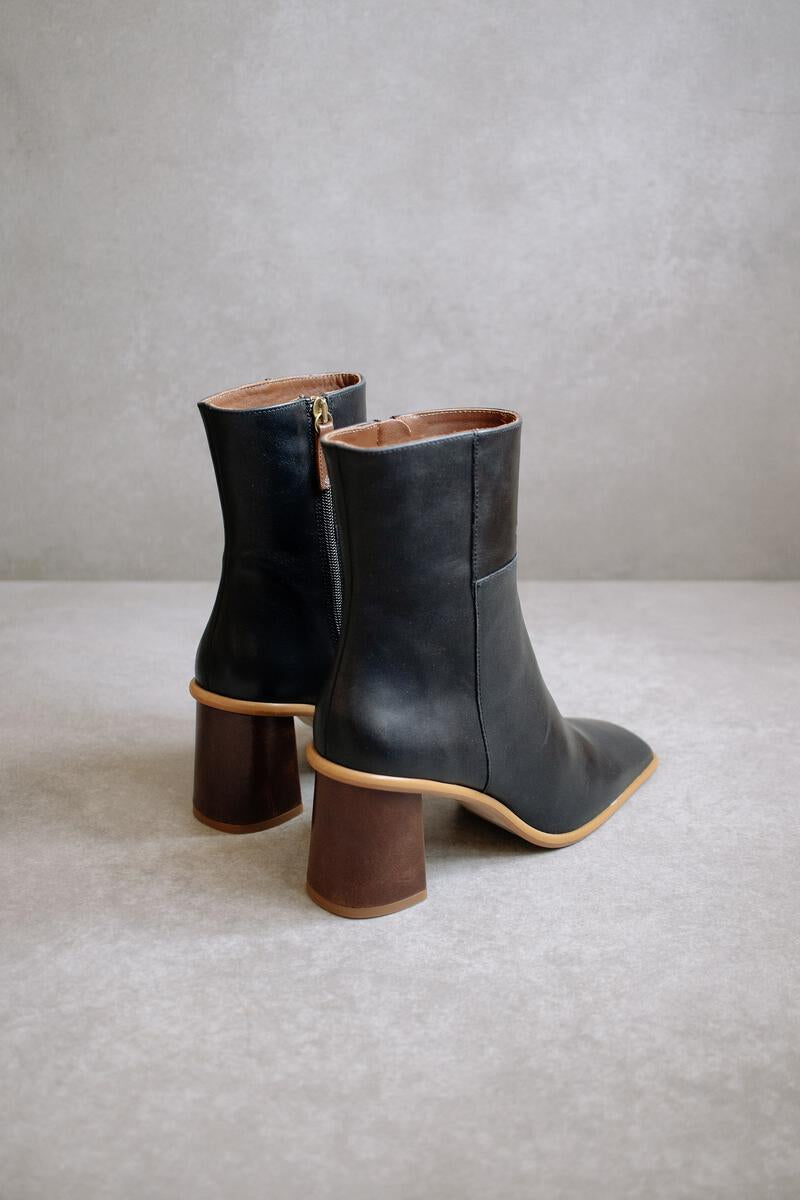WEST BLACK VINTAGE